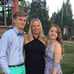 Meet your Posher, Vicki